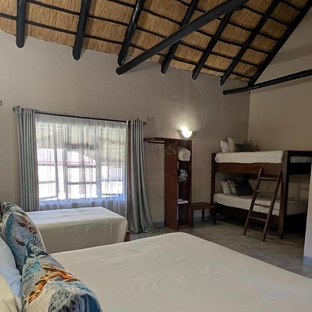 Mopani Lodge Victoria Falls Oda fotoğraf